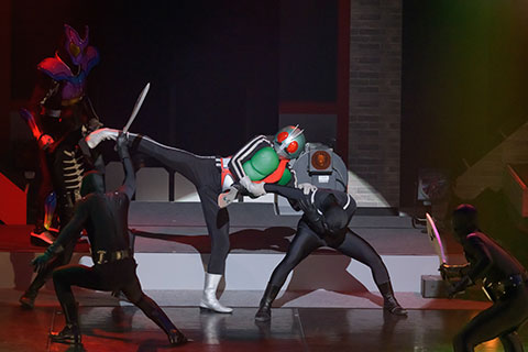 仮面ライダースーパーライブのあらすじc